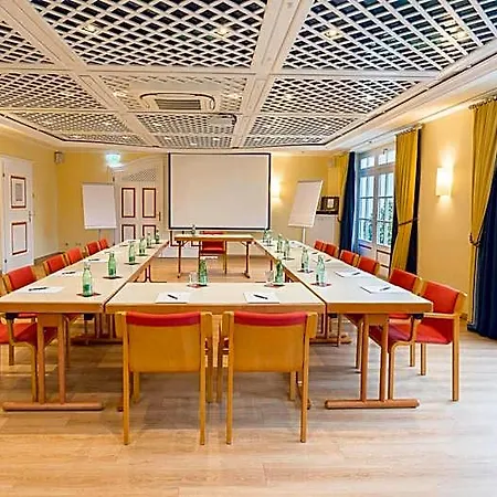 Ξενοδοχείο Hollweger 4*